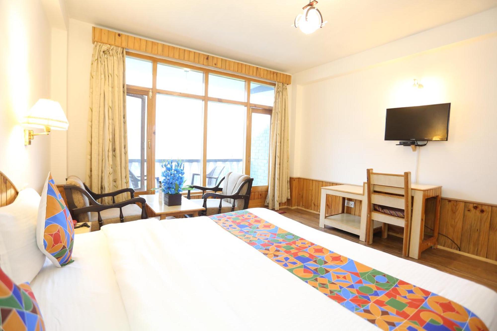 Hotel Surbhi Vashist エクステリア 写真