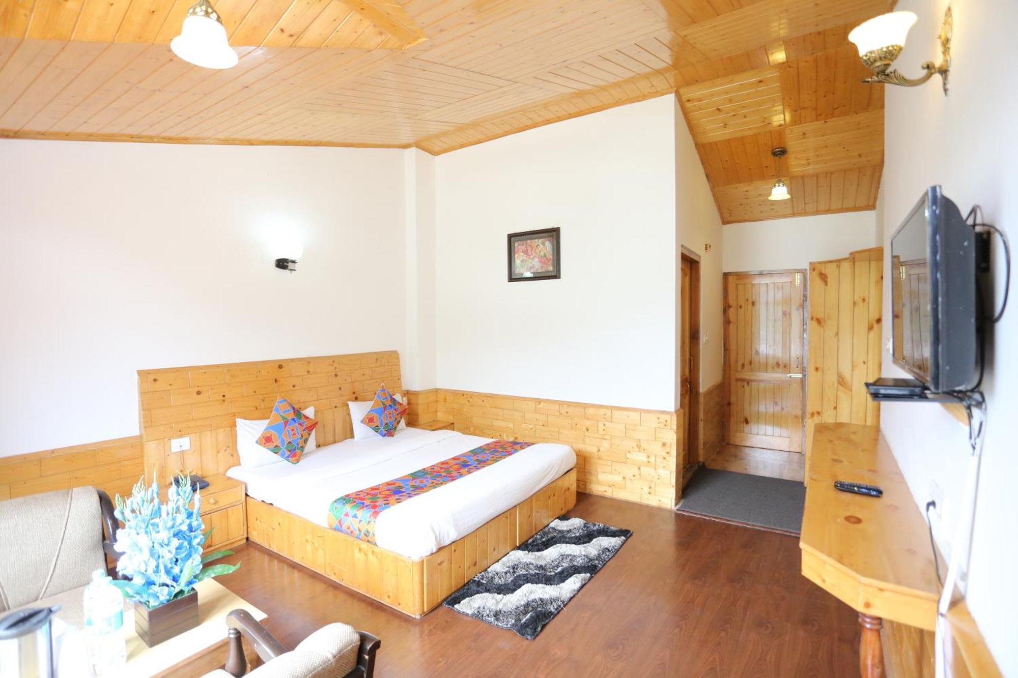 Hotel Surbhi Vashist エクステリア 写真