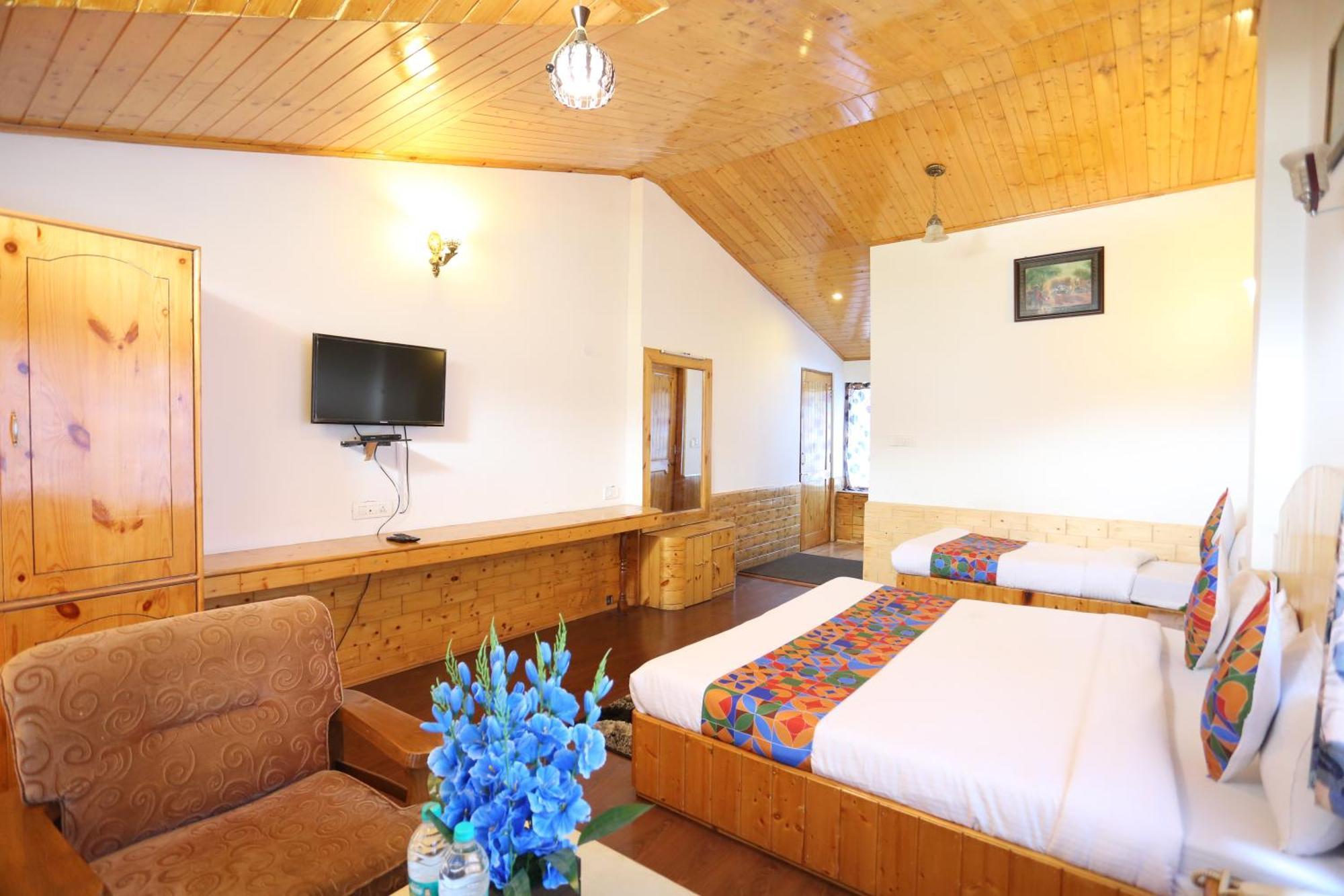 Hotel Surbhi Vashist エクステリア 写真
